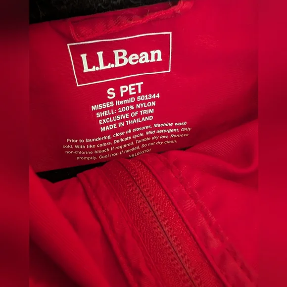 L.L. Bean Windbreaker - Picture 2 of 5